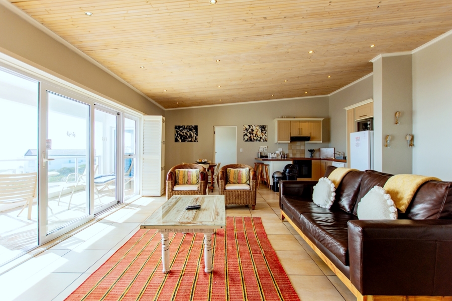 9 Bedroom Property for Sale in Shelley Point Western Cape